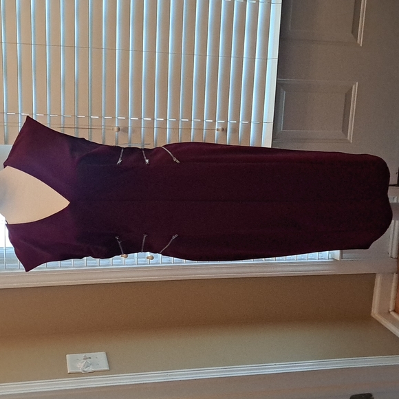 New York & Company V-neck Dress - Picture 1 of 4